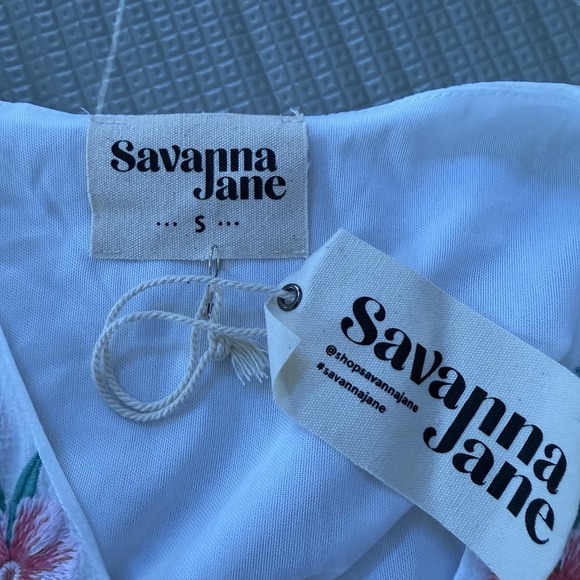 NEW Savanna Jane White Dress Pink Embroidered Flowers Small Sleeveless Boho - Picture 3 of 7